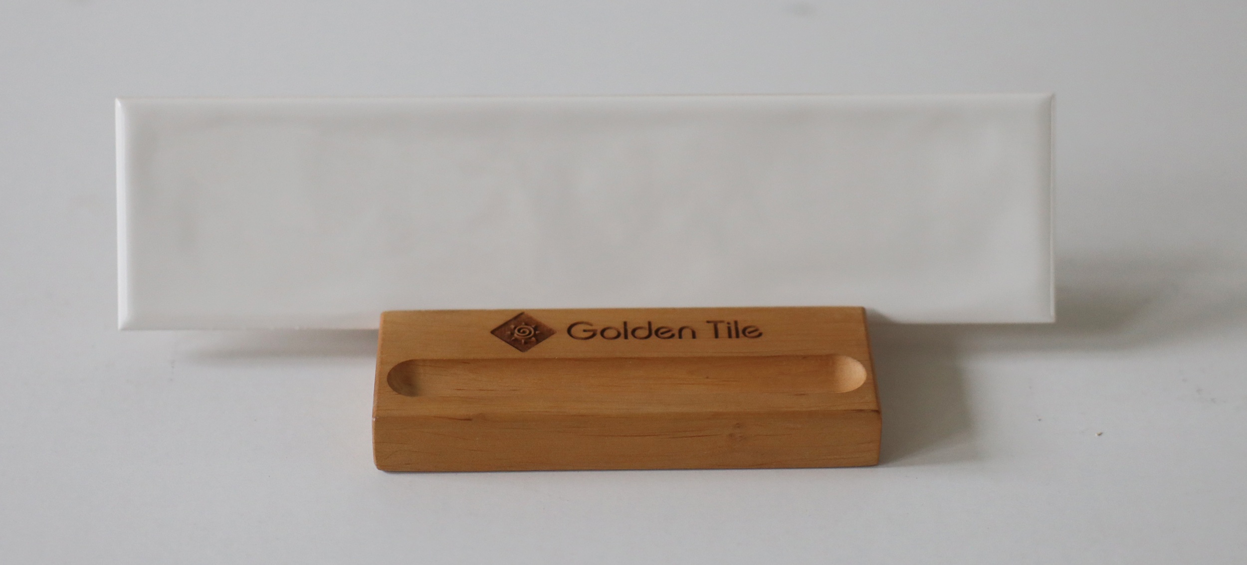 Snow biały 75x300x6