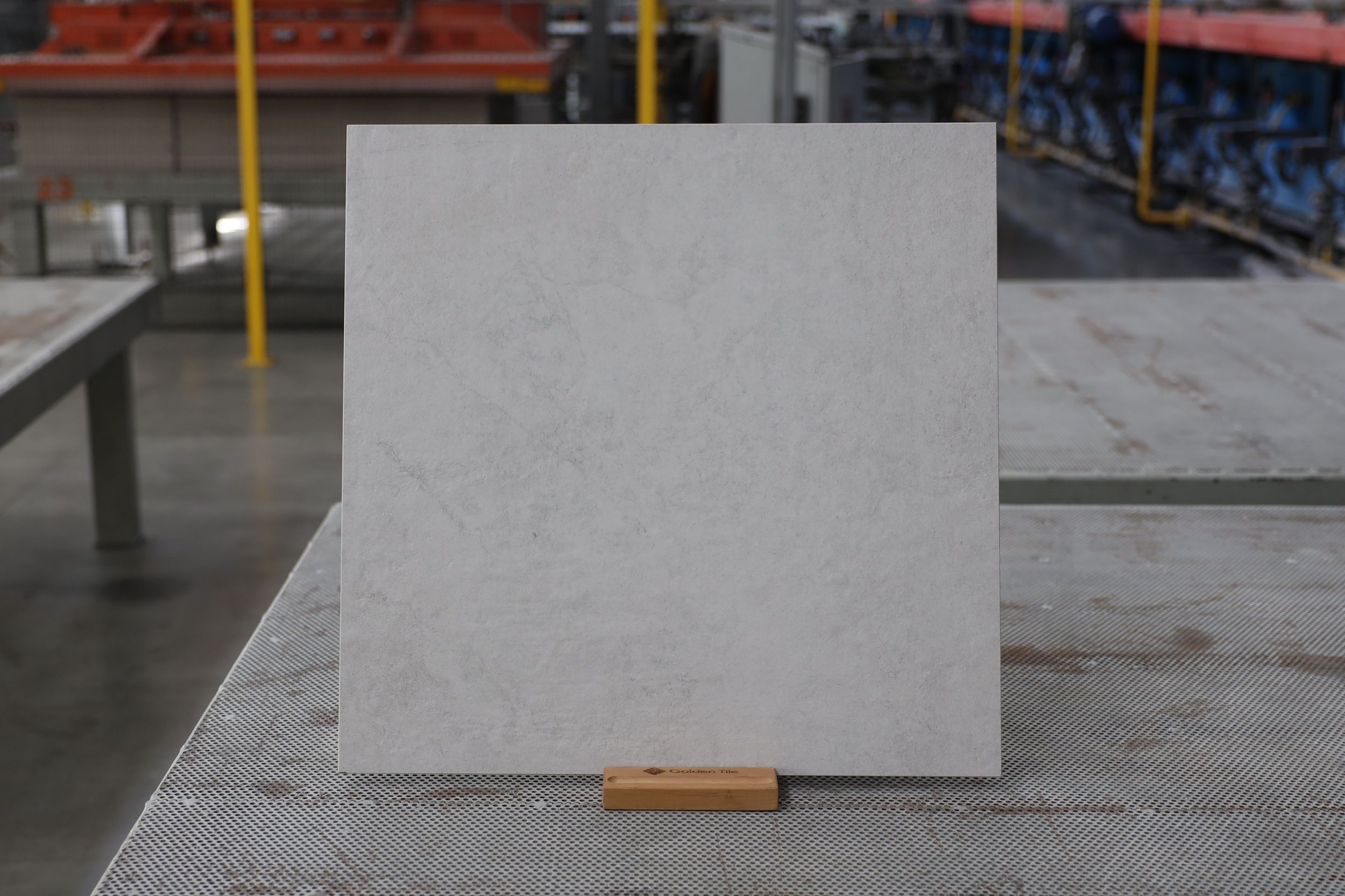Meta Concrete pearl 600х600х8