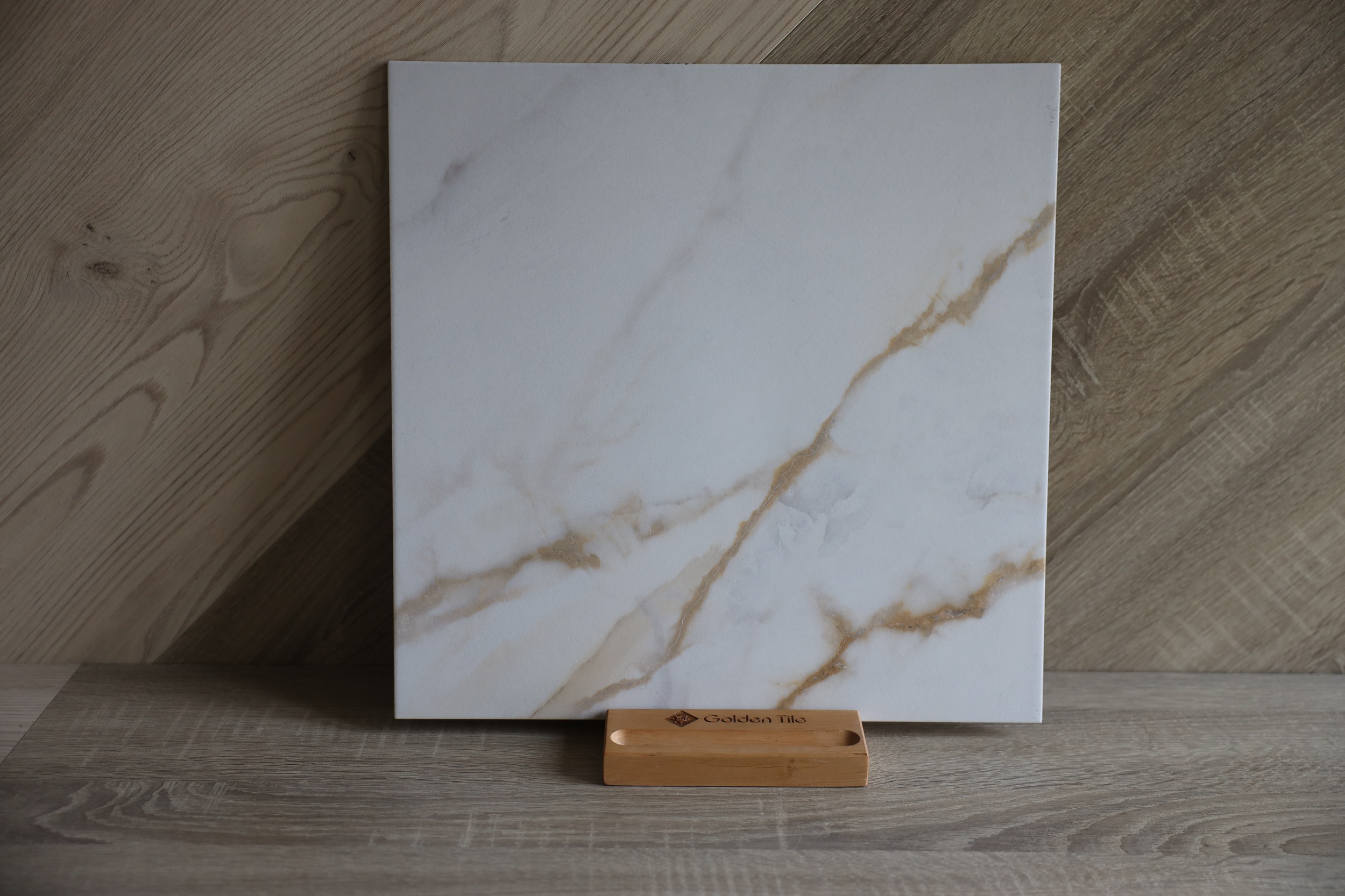 Плитка Ladnera білий 400x400x7