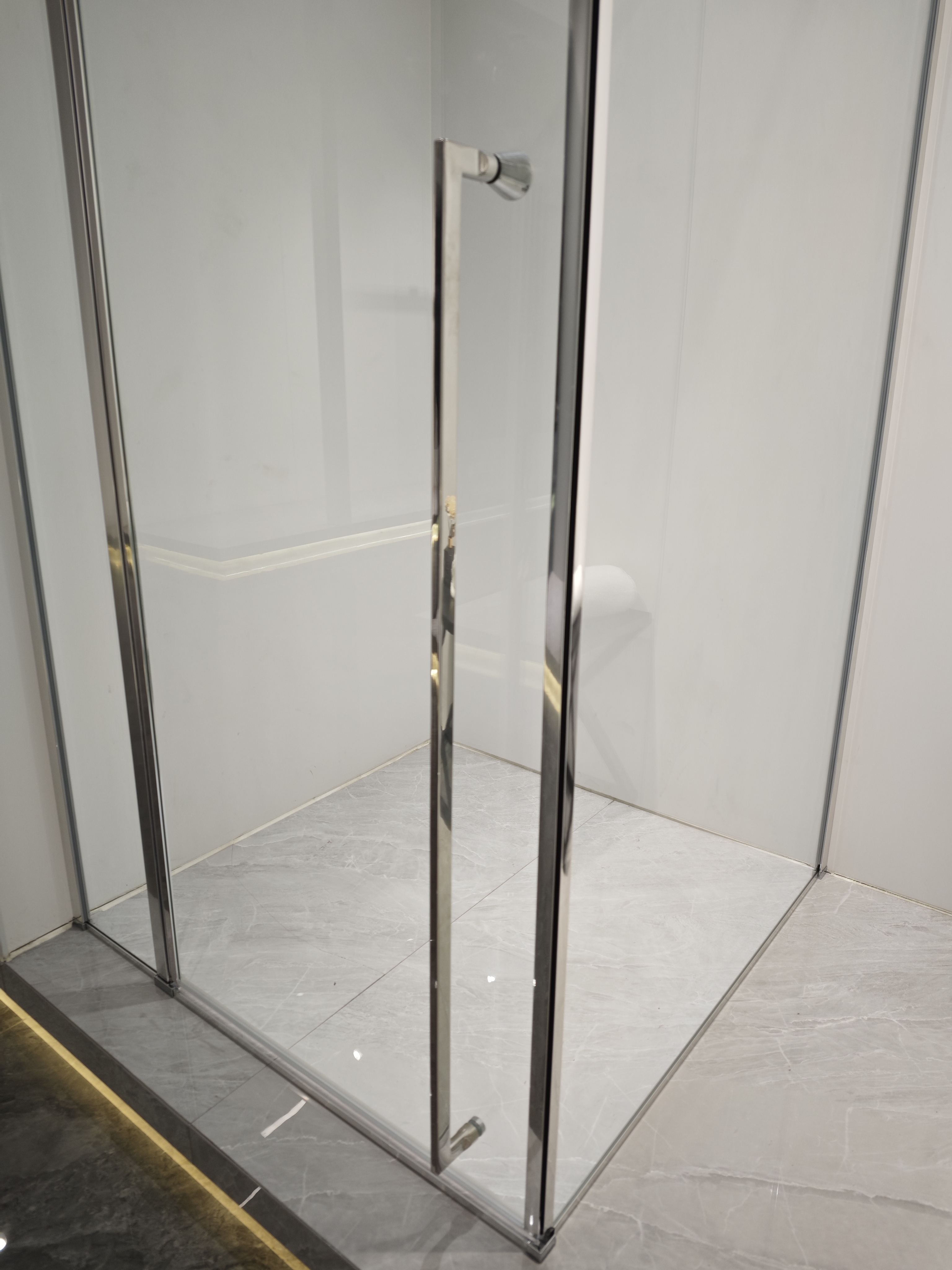 Душевая кабина "Splash Elegance" 1200×900×2000 дверь правая